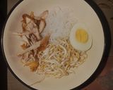 Foto langkah ke 8 dari resep Soto Ayam Rumahan.