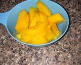 A picture of step 1 of Mango mojito.