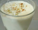 कस्टड फ्लेवर दूध(custard milk recipe in hindi) रेसिपी चरण 4 फोटो