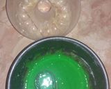 Foto langkah ke 3 dari resep Bolu kukus pandan tanpa mixer.