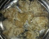 A picture of step 4 of Zinger roll boti prhta.