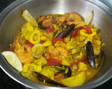 Foto del paso 9 de la receta: Arroz mixto carne y pescado
