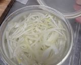 金D讚的和風涼拌洋蔥鱈魚肝的食譜步驟2照片