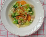 Foto langkah ke 4 dari resep #115 Capcay Brokoli Wortel Bakso (Menu Anak).