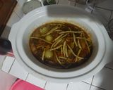 Foto langkah ke 9 dari resep Asem-Asem Iga Sapi Slow Cooker super gampang dan super praktis.