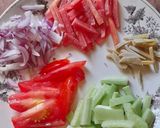 A picture of step 2 of Lettuce Salad Packet.