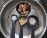 A picture of step 5 of Pani puri.