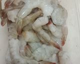 Foto langkah ke 2 dari resep Cah Brokoli Udang.