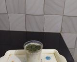 A picture of step 2 of Mint lassi.