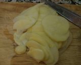Foto del paso 1 de la receta: Papas fritas crocantes saborizadas en microondas súper rápidas