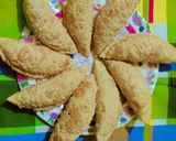 मावे की गुजिया (mawe ki gujiya recipe in Hindi) रेसिपी चरण 7 फोटो