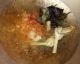 Foto langkah ke 4 dari resep Pindang Bandeng Kuah Asam Pedas #Dandelion.
