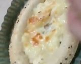 A picture of step 5 of Khachapuri with four cheese.