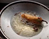 A picture of step 5 of Maggi Chilli Poppers.