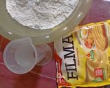 Foto langkah ke 4 dari resep Pastel Isi Wortel Tuna.