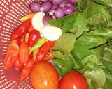 Foto langkah ke 2 dari resep Sambal pindang kemangi no ribet-ribet.