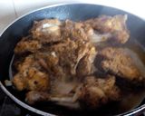 A picture of step 5 of Chicken kali mirch with chur chur naan.