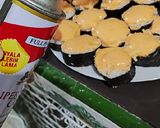 Foto langkah ke 8 dari resep Sushi Mentai Teriyaki.