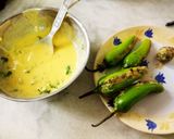 A picture of step 2 of Hari mirch ke pakode.