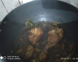 A picture of step 3 of Spring onion chicken drumsticks.