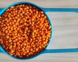 Foto del paso 1 de la receta: 🍲Tofu de lentejas coral salteado al curry con guarnición al aliño de yogur y mostaza 🍲
