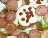 A picture of step 4 of Pepperoni Mini Burger 🍔.