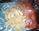A picture of step 2 of Veg Chowmein.