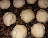 A picture of step 3 of Boti paratha roll.
