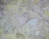 A picture of step 2 of Crispy Potato Pakora.