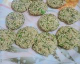 A picture of step 7 of Moong dal warra/pakora.