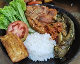 Foto langkah ke 5 dari resep Ikan Nila Goreng Sambal Dadakan.