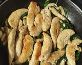 Foto del paso 3 de la receta: Solomillos de pollo con jamón y espinacas