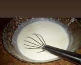 A picture of step 3 of Meethi Dahi phulki chaat.