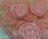 Foto langkah ke 4 dari resep Puding kaca mawar.