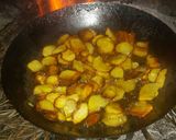 Foto del paso 4 de la receta: Patatas fritas con huevos y salsa chimichurri
