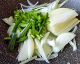 Foto del paso 1 de la receta: Salteado de repollo morado