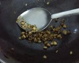 A picture of step 7 of Spinach and mushroom soup.