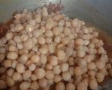 पंजाब का छोले और भटूरे (punjab ka choke aur bhature recipe in Hindi) रेसिपी चरण 5 फोटो