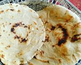 A picture of step 12 of Jowar bhakri.