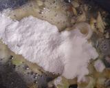 A picture of step 1 of Alferedo chicken bread.