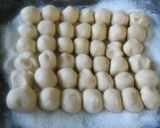 Foto del paso 6 de la receta: Galletas de mantequilla con punto rojo