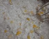 A picture of step 3 of Corn chicken box samosy.