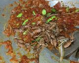 Foto langkah ke 2 dari resep Sambal Baby Cumi Kecombrang.