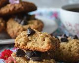 Foto del paso 5 de la receta: Galletitas de avena, naranja y chips de chocolate 🍊