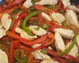 A picture of step 3 of Pollo e peperoni.
