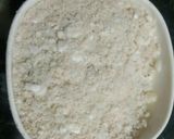 A picture of step 1 of Singhare Ke aate ka paratha.