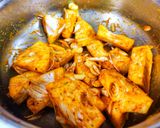 A picture of step 2 of Kathal Masala.