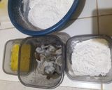 Foto langkah ke 1 dari resep Udang Tepung Saos Mentega.