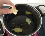 Foto del paso 1 de la receta Pasta tricolor a la carbonara con salchichas a mi manera