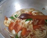A picture of step 3 of Chicken greavy.